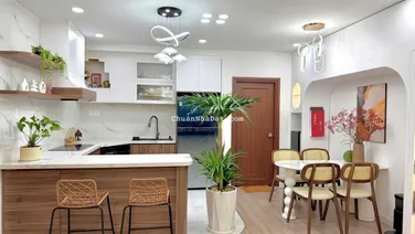 Cần cho thuê gấp căn hộ cao cấp Sao Mai Q. 5 DT 86m2, 2PN, 2WC, có NT đầy đủ, giá 14 triệu/th