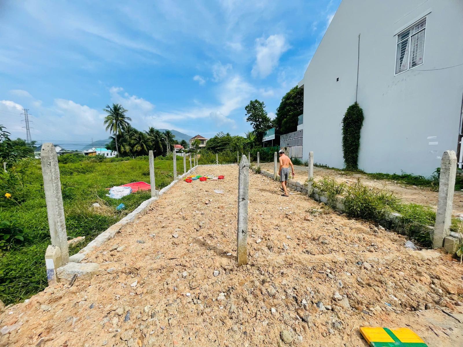 Bán đất tại Xã Vĩnh Thạnh, 2,45 tỷ, 90 m2, giá siêu hời
