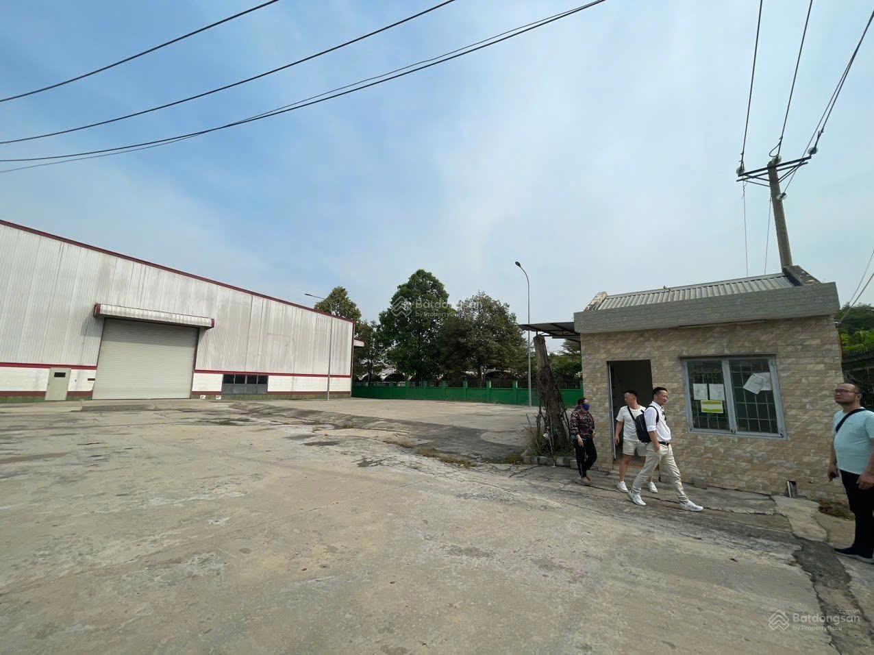 Cho thuê xưởng, KV: 6.000m2, xưởng: 2.700m2, trong KCN Vĩnh Lộc, Bình Tân, PCCC tự động