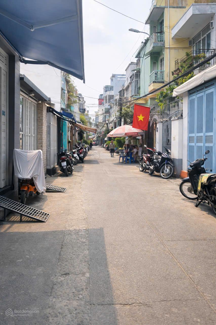 Bán Nhà P13 Tân Bình - HXH Cách Mạng Tháng 8 - 55M - Ngang 4m.