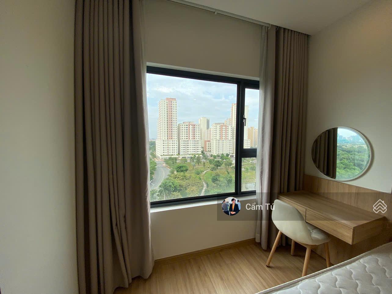 BÁN CĂN 1 PHÒNG NGỦ , CÓ BAN CÔNG VIEW LANDMARK 81 GIÁ 5.5 TỶ