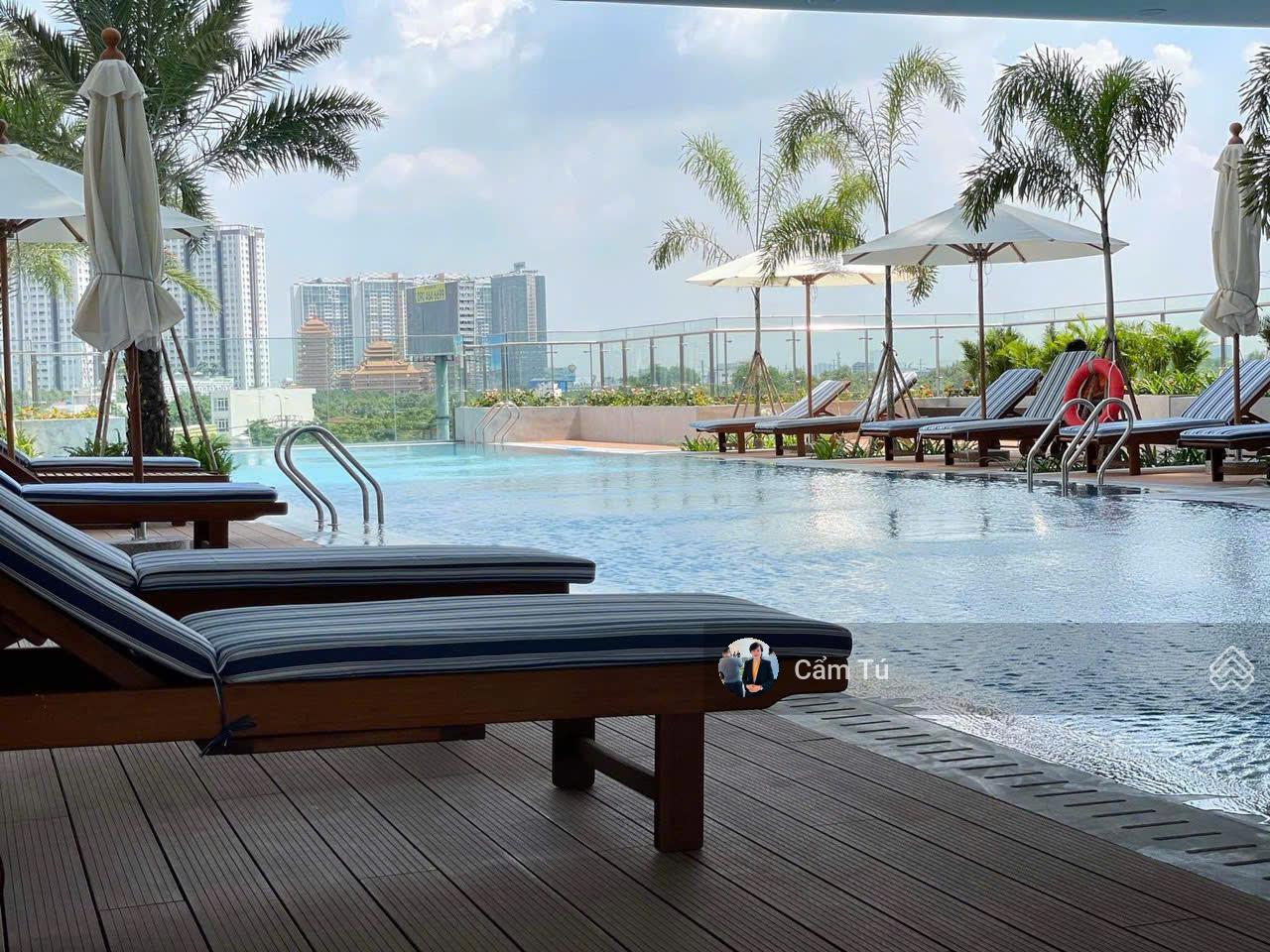 BÁN NHANH GIÁ TỐT CĂN 2 PHÒNG NGỦ D'LUSSO 68 m2 GIÁ 6 TỶ