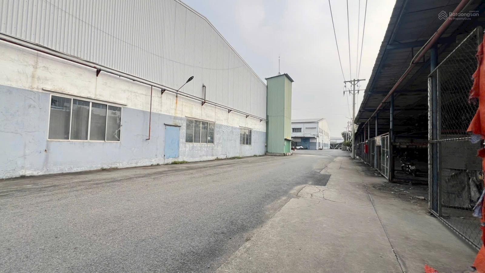 Cho thuê 1.500-2.000-3.000m2 kho đường xe container gần Khu Công Nghệ Cao PCCC Tự Động Cho thuê 1.500-2.000-3.000m2 kho đường xe container gần Khu Công Nghệ Cao PCCC Tự Động