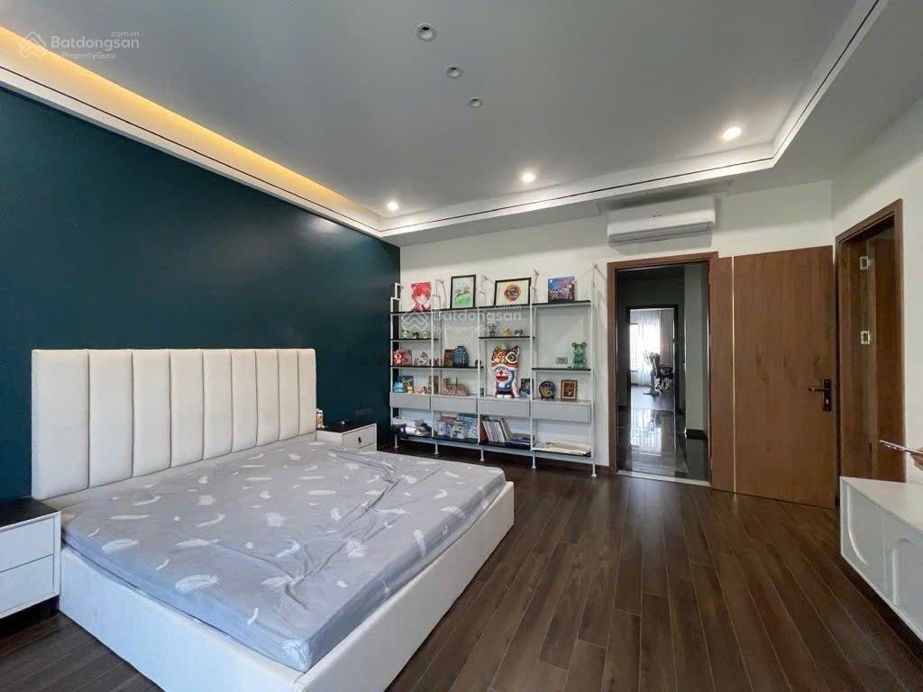 Bán nhà Ngọc Khánh 112m2, 5 tầng giá: 32, 6 tỷ. Ba Đình Bán nhà Ngọc Khánh 112m2, 5 tầng giá: 32, 6 tỷ. Ba Đình