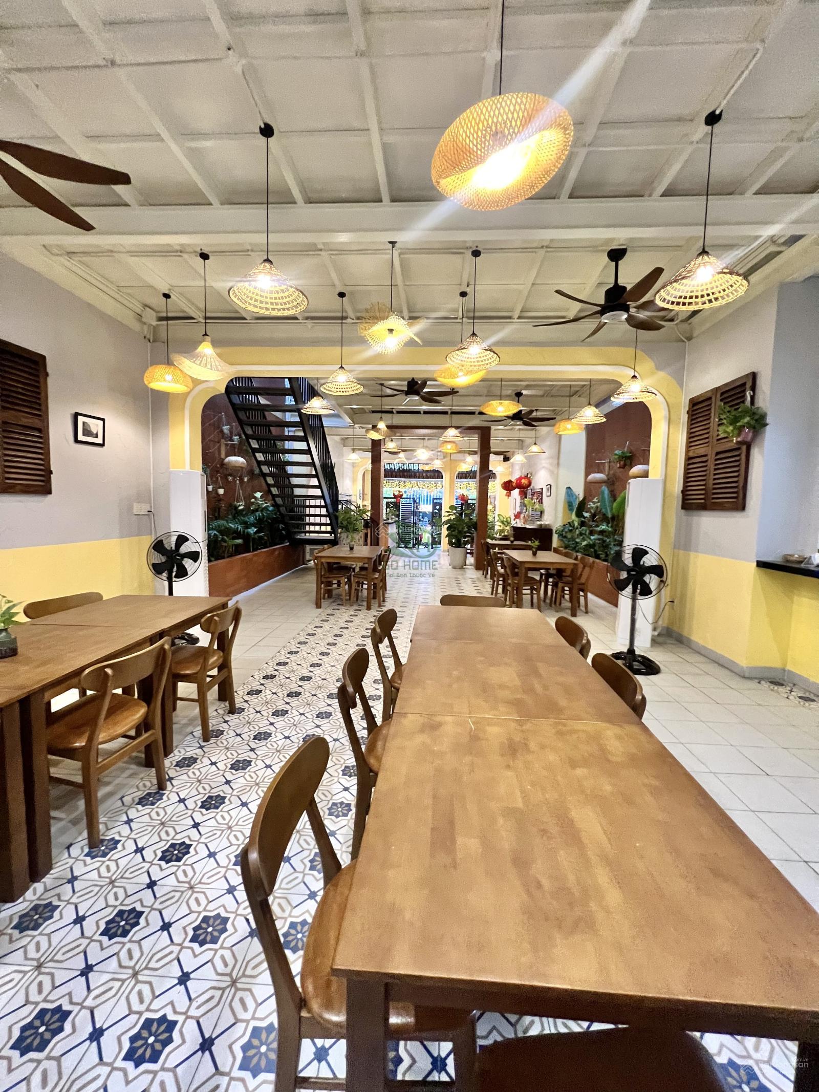 CHO THUÊ MẶT BẰNG SIÊU RỘNG ĐẸP 210M2 SẴN MÔ HÌNH NHÀ HÀNG 2 TẦNG KHU PHỐ HÀN