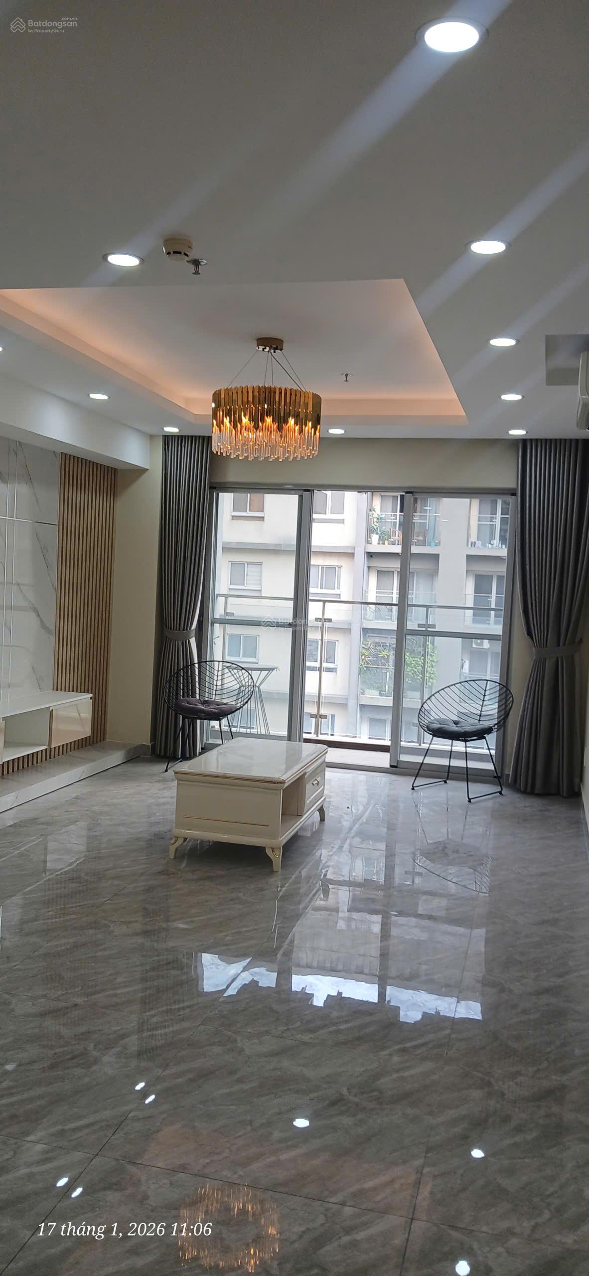 Chính chủ cần bán nhanh căn hộ Cosmo City DT 128m2, 3PN 2WC, view thoáng mát, full nội thất, 7tỷ550 Chính chủ cần bán nhanh căn hộ Cosmo City DT 128m2, 3PN 2WC, view thoáng mát, full nội thất, 7tỷ550
