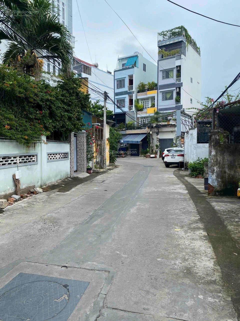 Bán đất hiếm gần Biển Trần Phú Nha Trang, cách biển 500m, hẻm Hoàng Diệu rộng 6m giá đầu tư