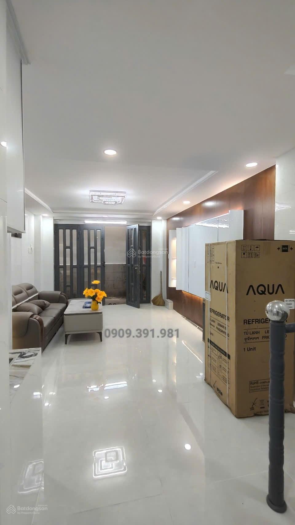 Bán nhà 2 tầng 2pn đường Lạc Long Quân phường 3 quận 11