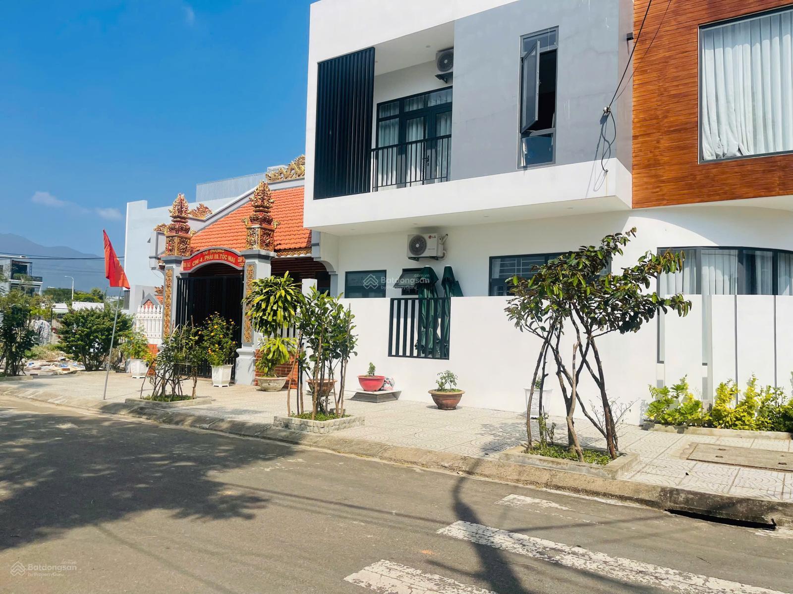 Đất biển cạnh Ving Làng Vân mức giá tốt - mặt tiền đường Nông Quốc Chấn giá chỉ 3.73 tỷ