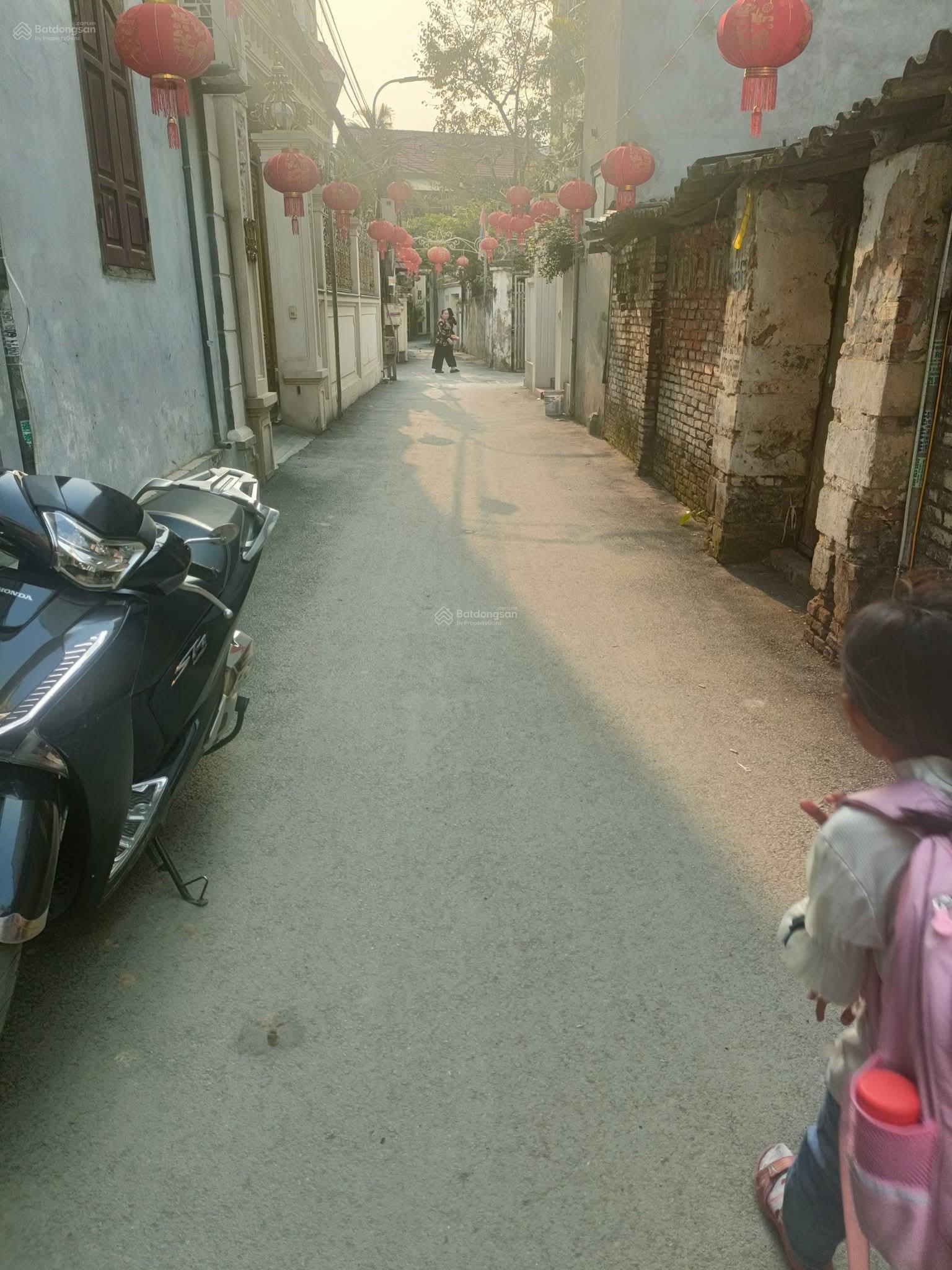 Cần bán 50m2 đất thổ cư. Lô góc áp sát đường ô tô. Ở La Phù, Xã An Khánh HN, Hoài Đức cũ