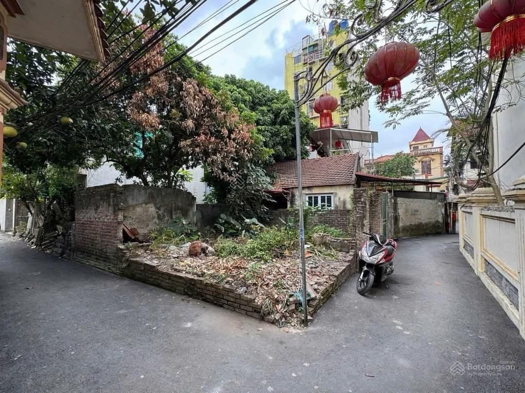 Cần bán 50m2 đất thổ cư. Lô góc áp sát đường ô tô. Ở La Phù, Xã An Khánh HN, Hoài Đức cũ