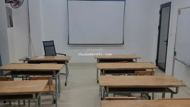 Cho thuê văn phòng có sẵn bàn ghế tại Trâu Quỳ, Gia Lâm, Hà Nội, chia 2 phòng, 50m2, 10 triệu