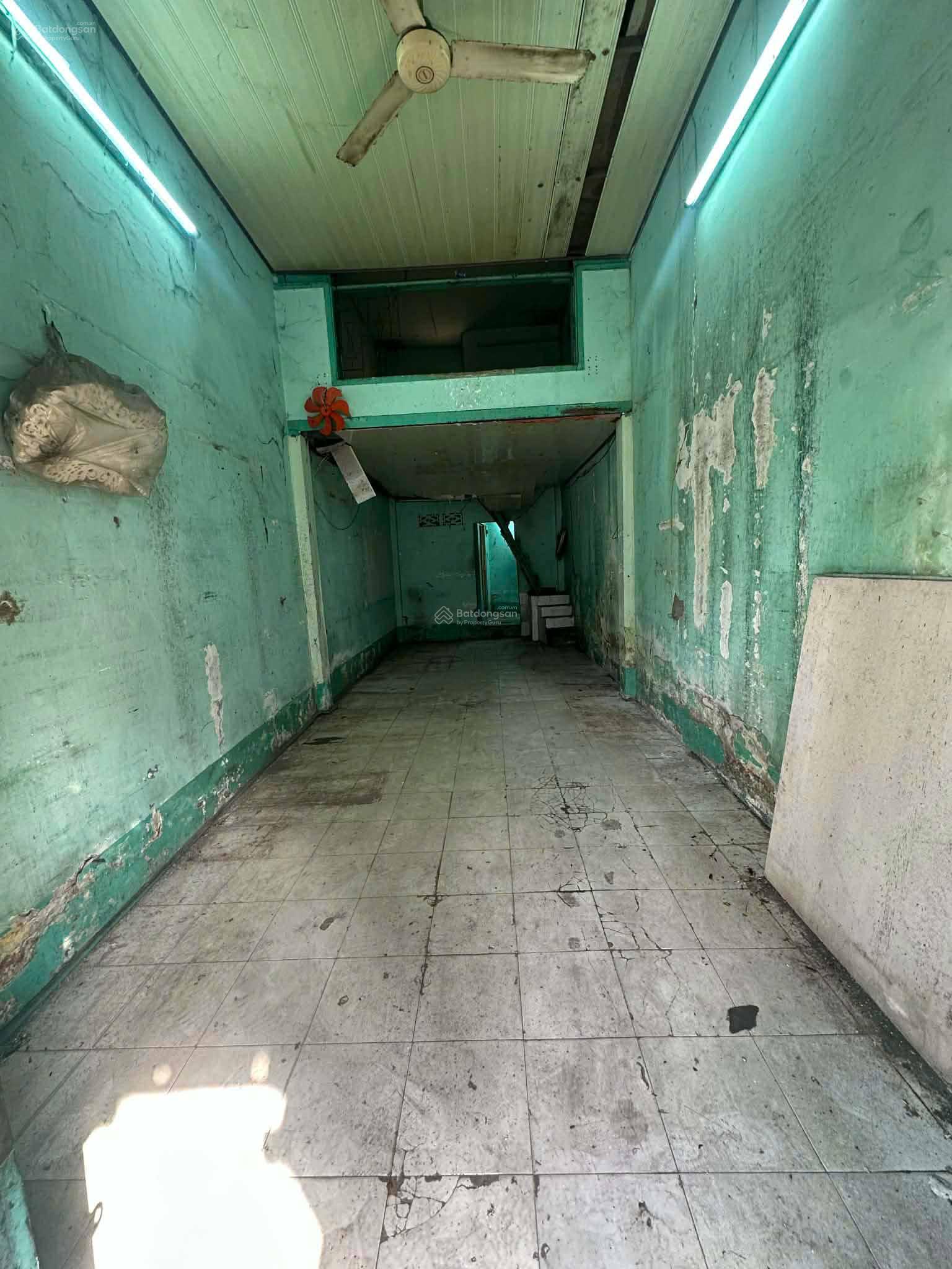 Bán gấp nhà cũ sổ hồng riêng mặt tiền Ba Đình, P10, Q8, HCM, giá cực chất 5,6 tỷ