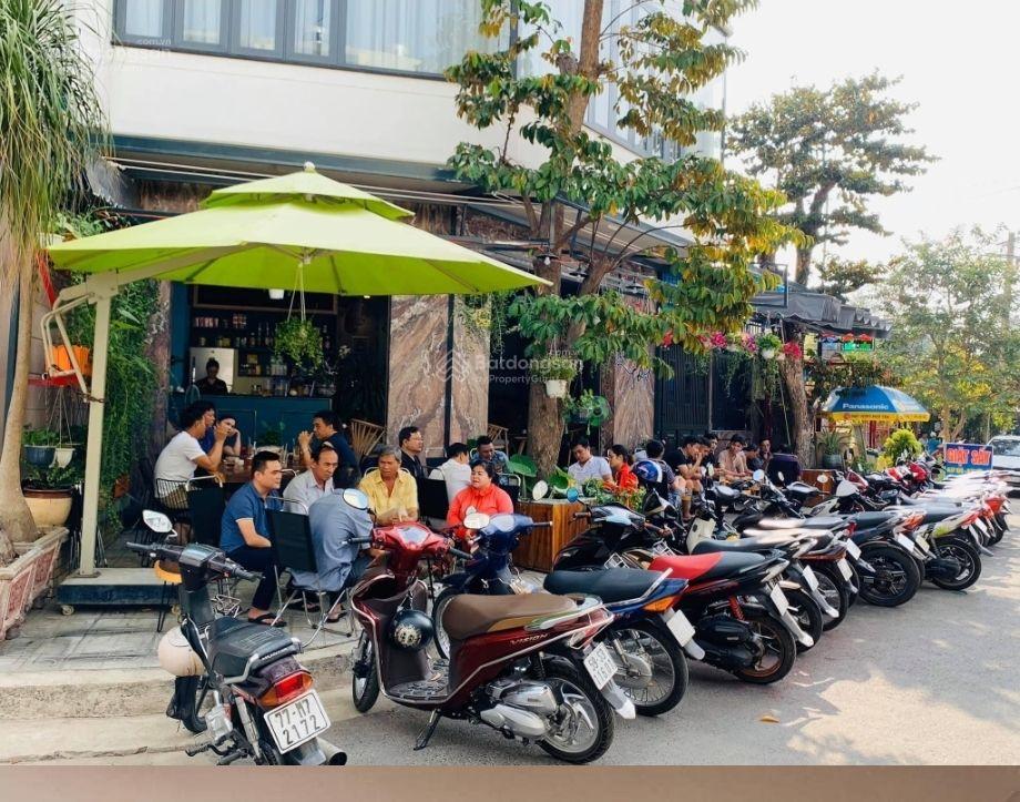 Chỉ hơn 7 tỷ. Góc 2 mặt tiền kinh doanh đối diện Aeon Tên Lửa. Sẵn dòng tiền hơn 25tr/th