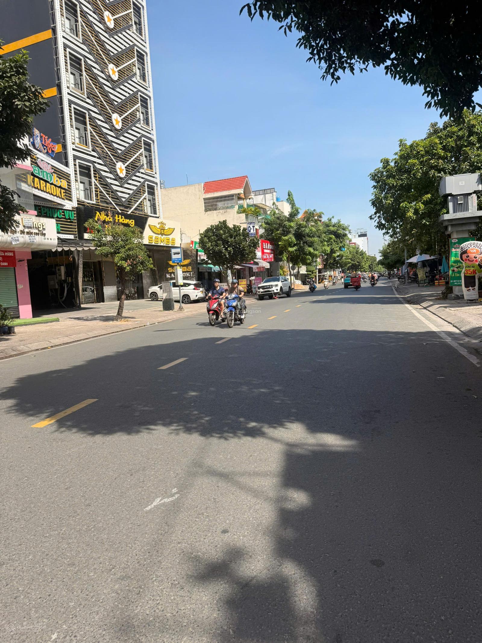 BÁN NHÀ RIÊNG TÂN PHÚ - ĐỘC LẬP - HẺM XE HƠI THÔNG - 4.1x18M2 - 4 TẦNG Ở NGAY