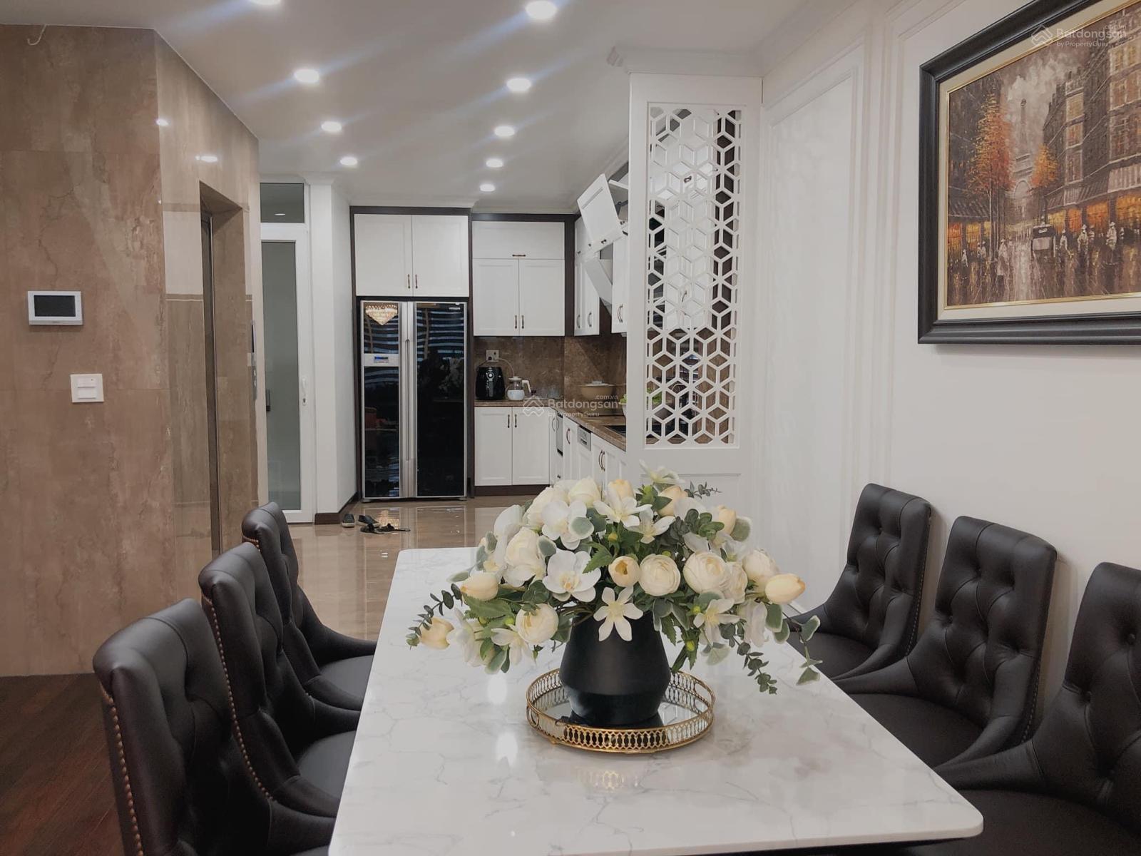 Bán nhà mặt phố Hàng Cháo, QH ổn định vỉa hè to rộng mặt tiền Quyền lực hơn 5m lô góc rất hiếm