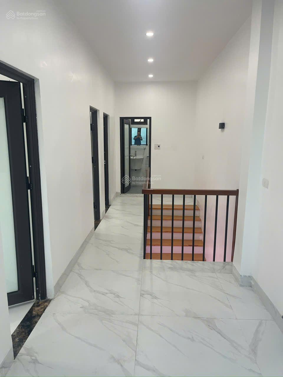 1 CĂN DUY NHẤT! 56M2 YÊN VIÊN - OTO 7 CHỖ - 4 NGỦ ĐỦ CÔNG NĂNG - SỔ ĐỎ CHÍNH CHỦ - ẢNH THẬT 100%