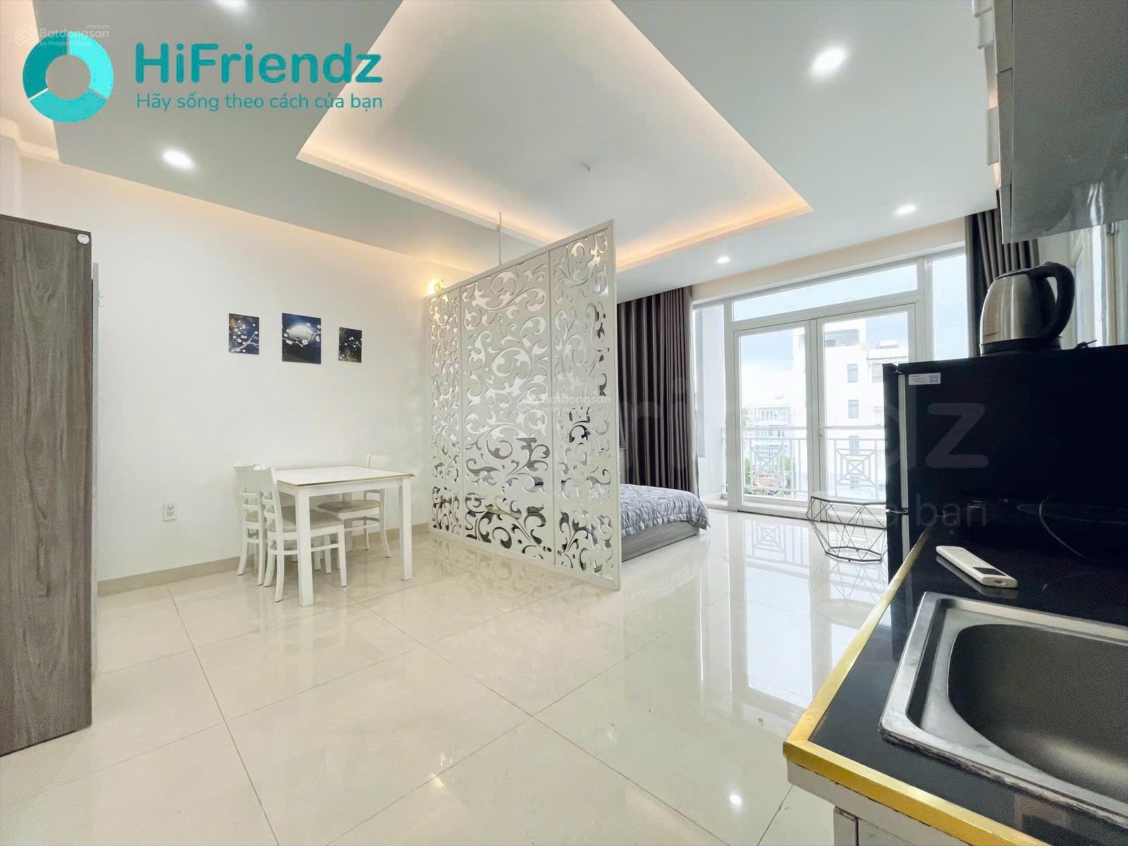 Căn hộ diện tích lớn, ngay cầu thị nghè, giáp Quận 1 - ban công lớn, đầy đủ nội thất, tiện nghi