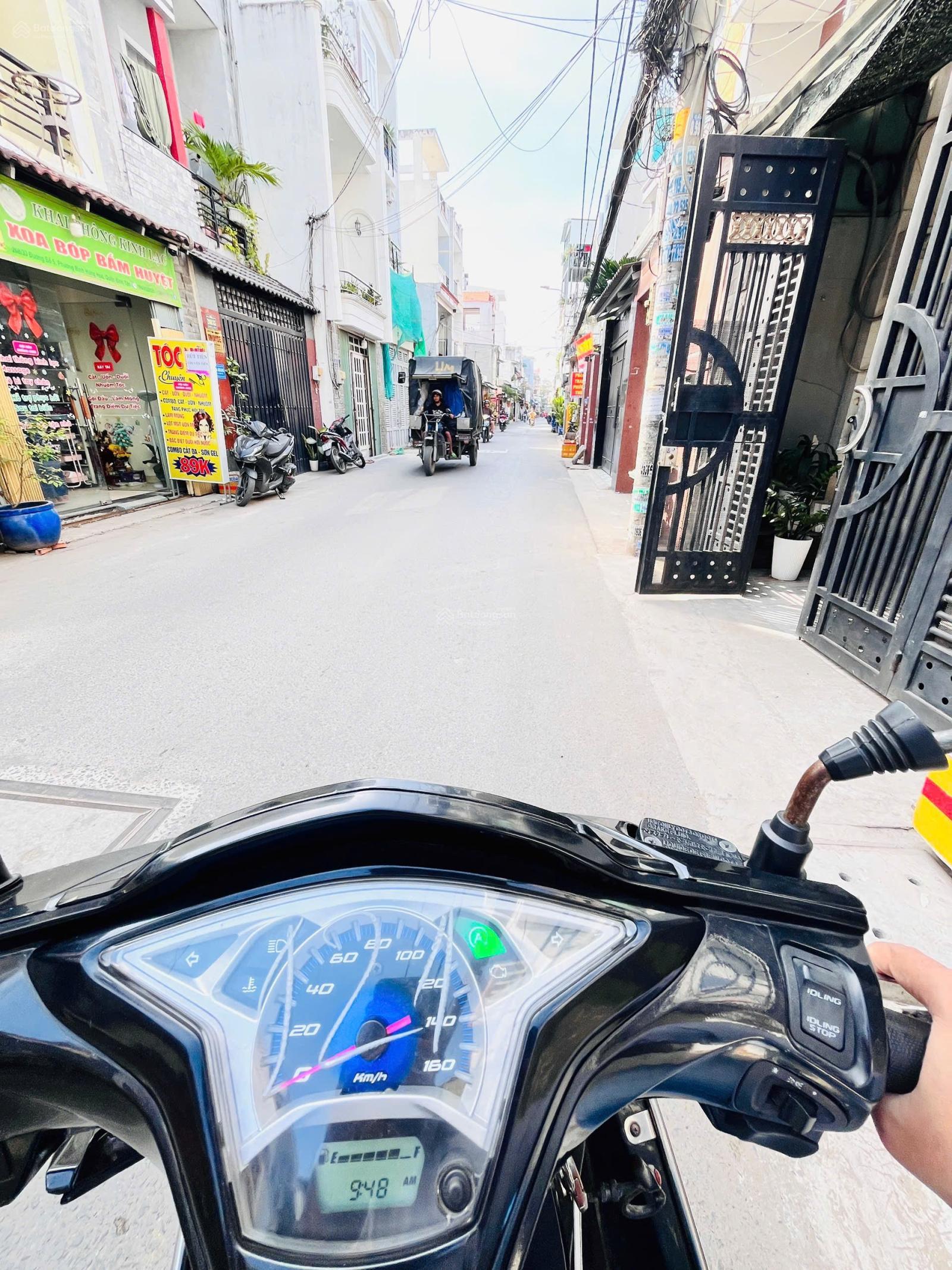 BÁN NHÀ 4,5 TẤM HẺM NHỰA 6M THÔNG ĐƯỜNG SỐ 5, P. BÌNH HƯNG HÒA, Q. BÌNH TÂN DT: 4x13,5M (54m2)