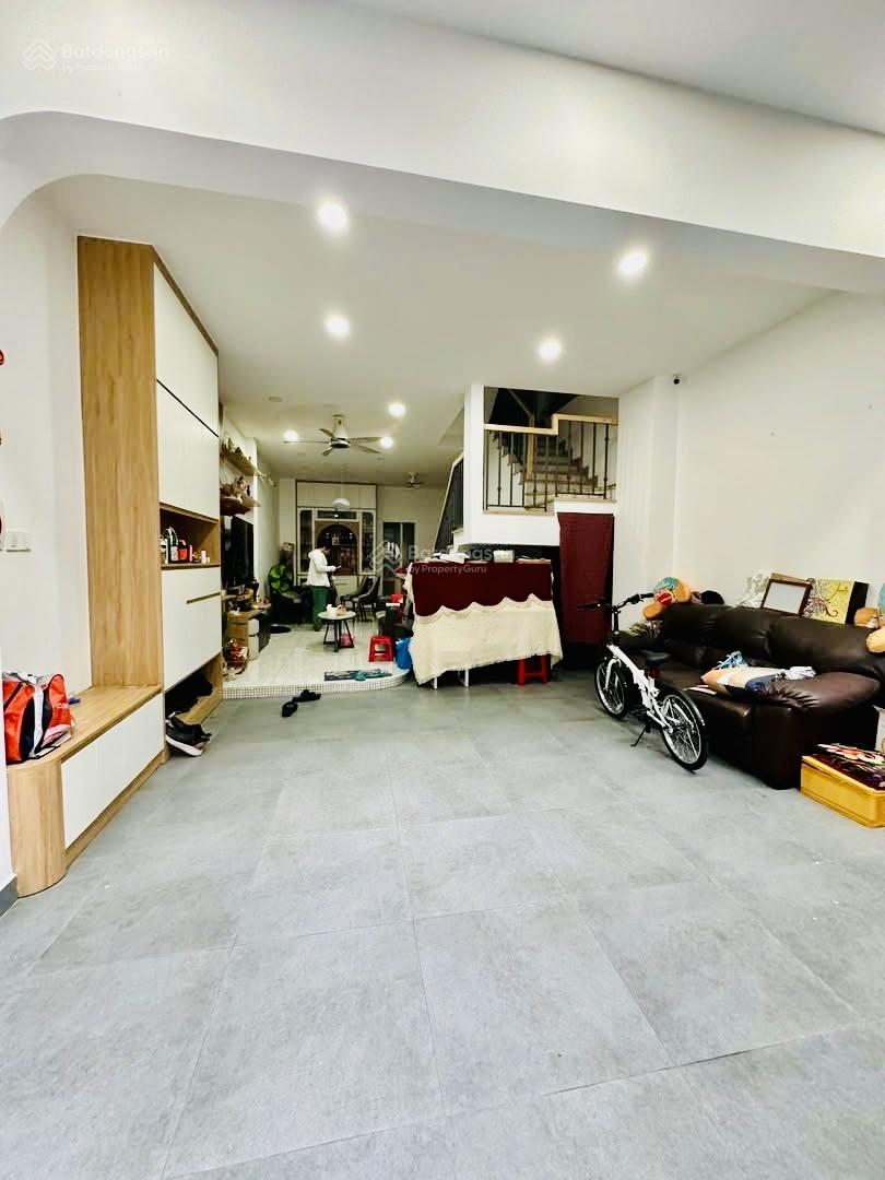 Bán gấp 13 tỷ giảm về 11.5 tỷ- 5 Tầng - 95m2 (5x19m) - Đường 10m Thông - Phạm Văn Bạch