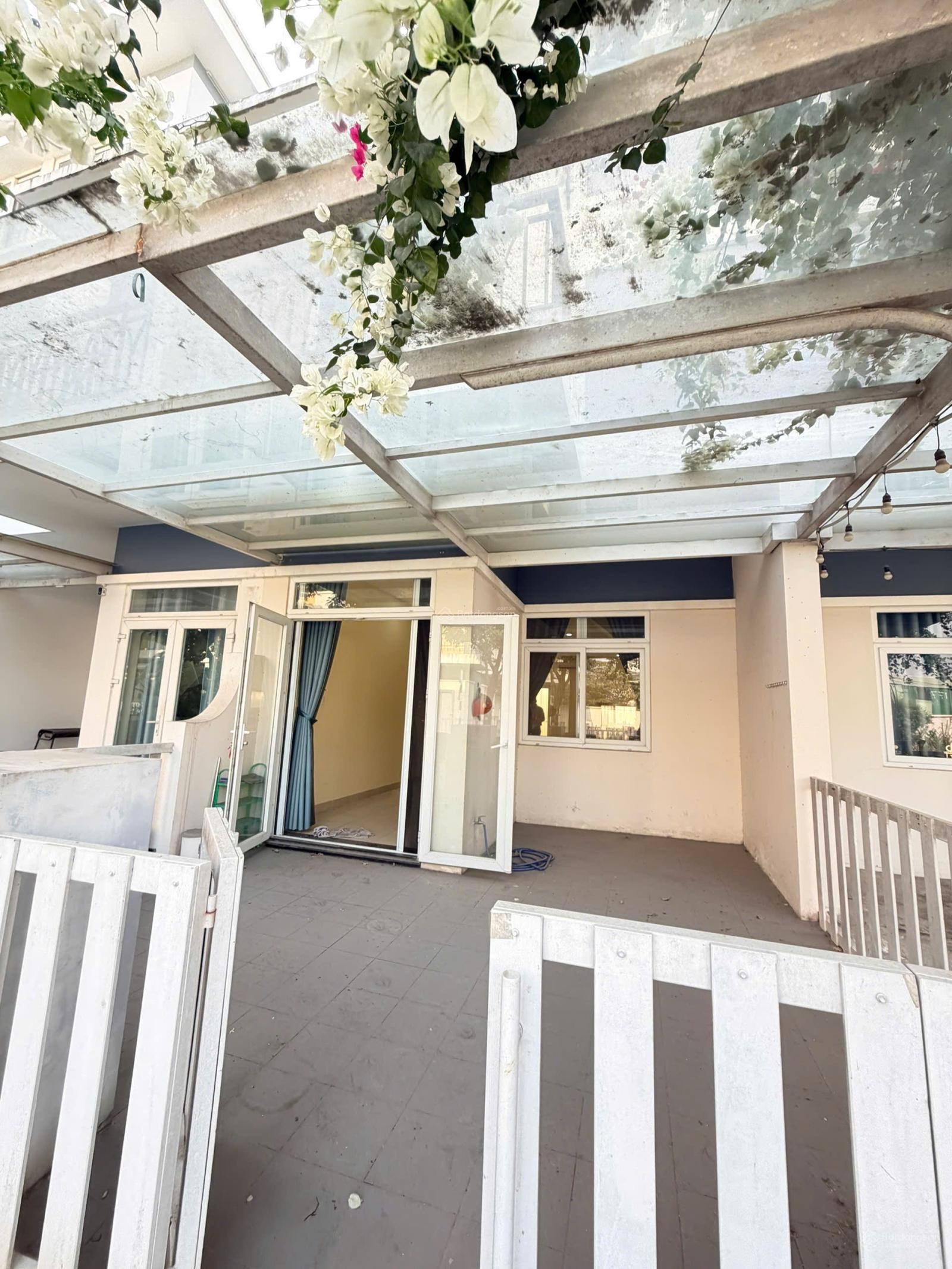 Bán nhà phố liền kề khu dự án Rosita Đường Nguyễn Thị Tư P. Long Trường Quận 9 Bán nhà phố liền kề khu dự án Rosita Đường Nguyễn Thị Tư P. Long Trường Quận 9