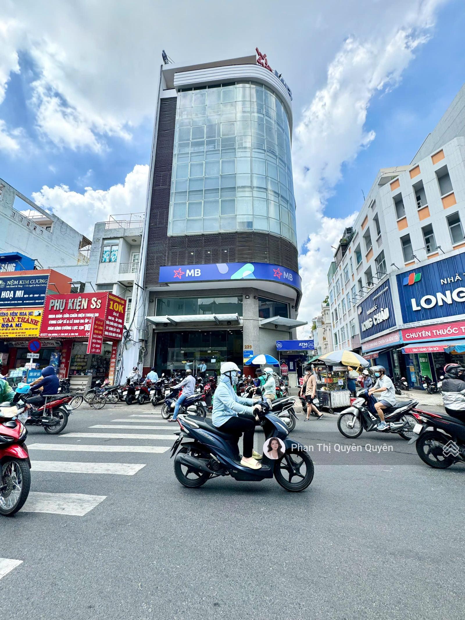 Tòa nhà góc 2 mặt tiền Nguyễn Đình Chiểu, Quận 1 - Hầm 5 Tầng - 7 x 20m - HĐT: 150 Triệu - 43,5 Tỷ Tòa nhà góc 2 mặt tiền Nguyễn Đình Chiểu, Quận 1 - Hầm 5 Tầng - 7 x 20m - HĐT: 150 Triệu - 43,5 Tỷ