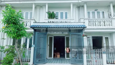 Nhà Hướng Nam Không Làm Cũng Có Ăn Nè Anh Chị!! ĐƯỜNG 14m!! Gần Cv Khủng Long!! Mời Anh Chị Ghé Xem