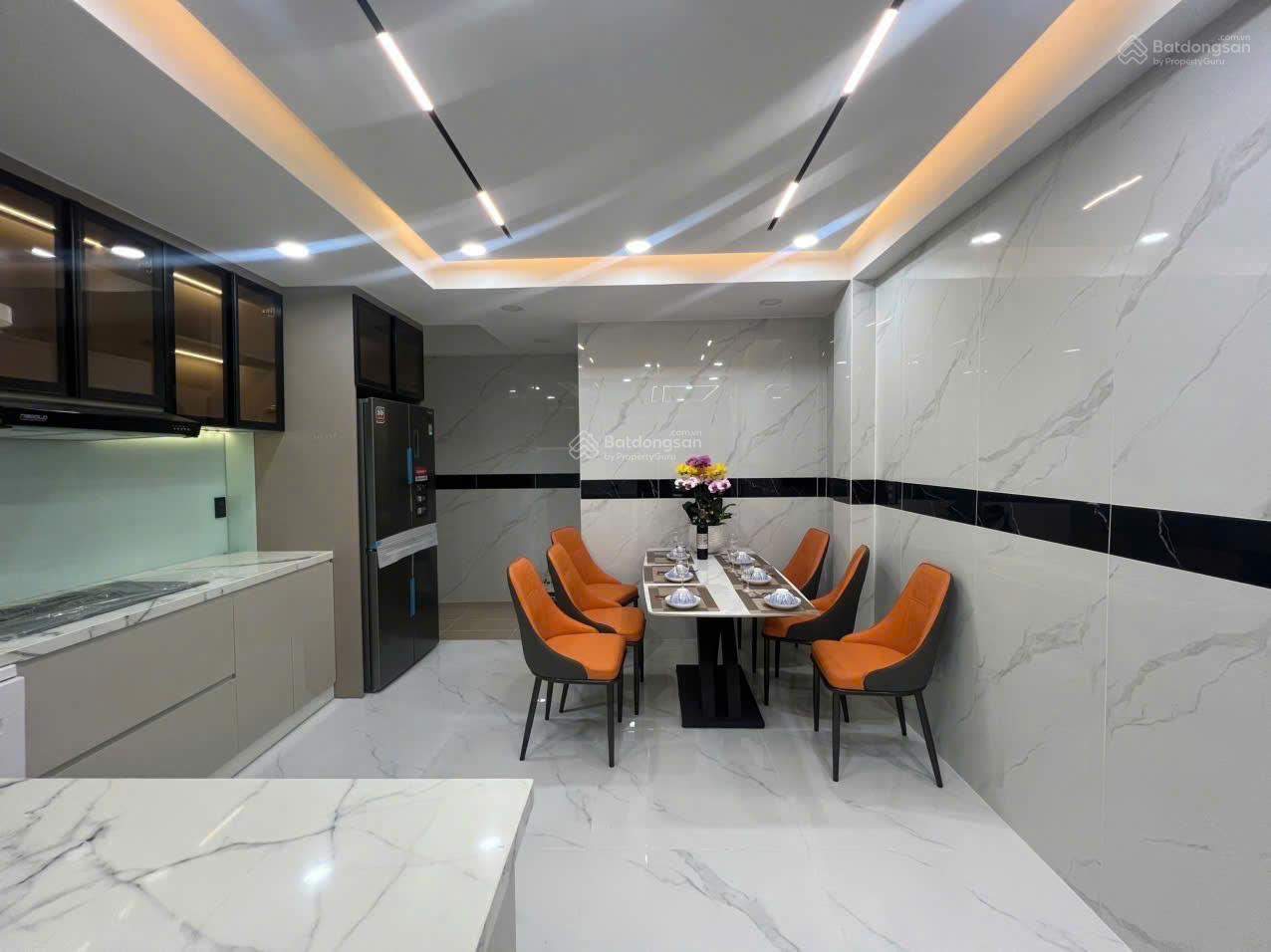 Nhà chủ xây tâm huyết Bình Trị Đông, 4.5 x 16, 4 tầng BTCT, 4 PN, kế bên chợ, cách Aeon Bình Tân 5p