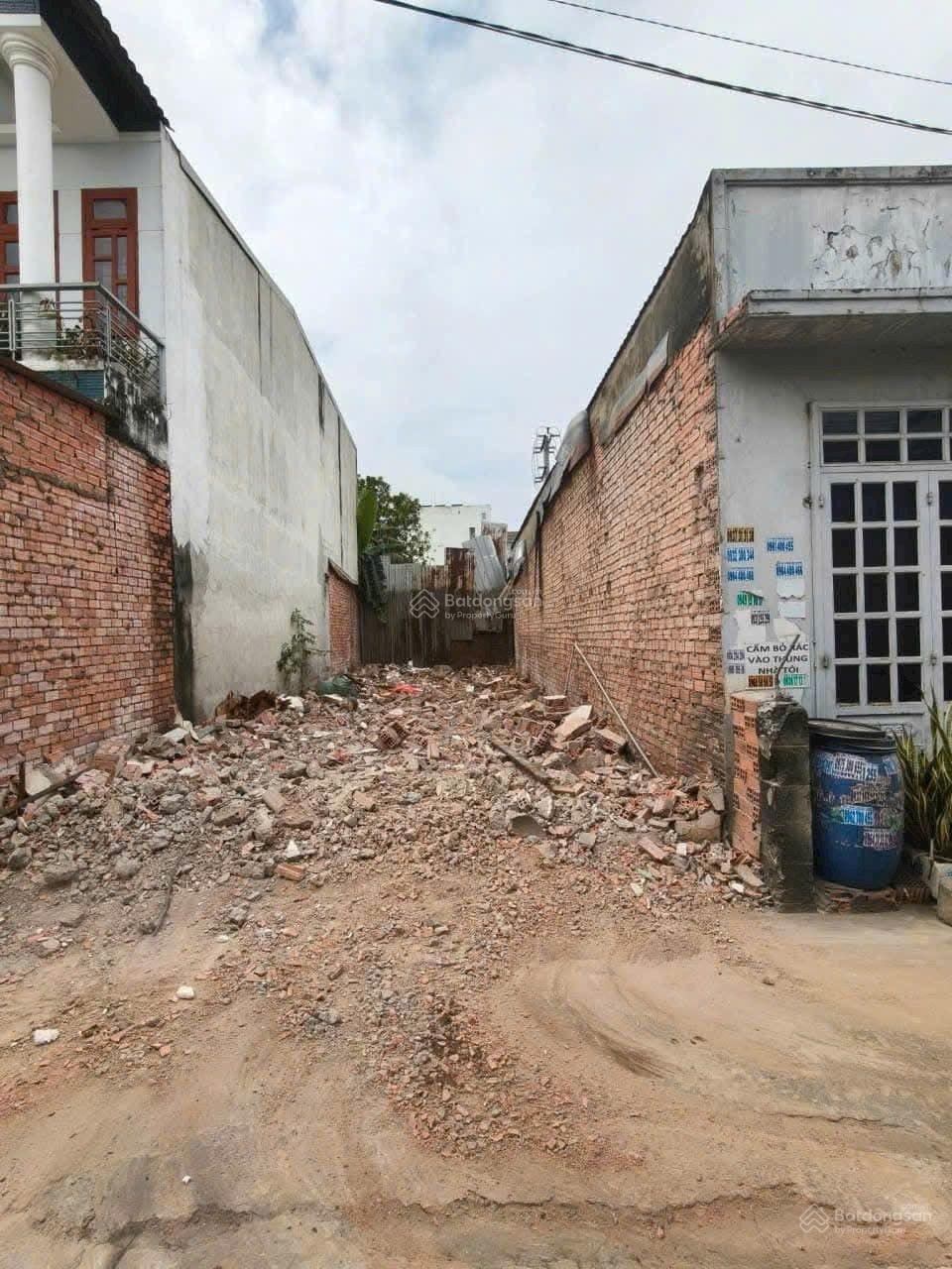 Đất phường Dĩ An tp HCM thông ra đường DT743