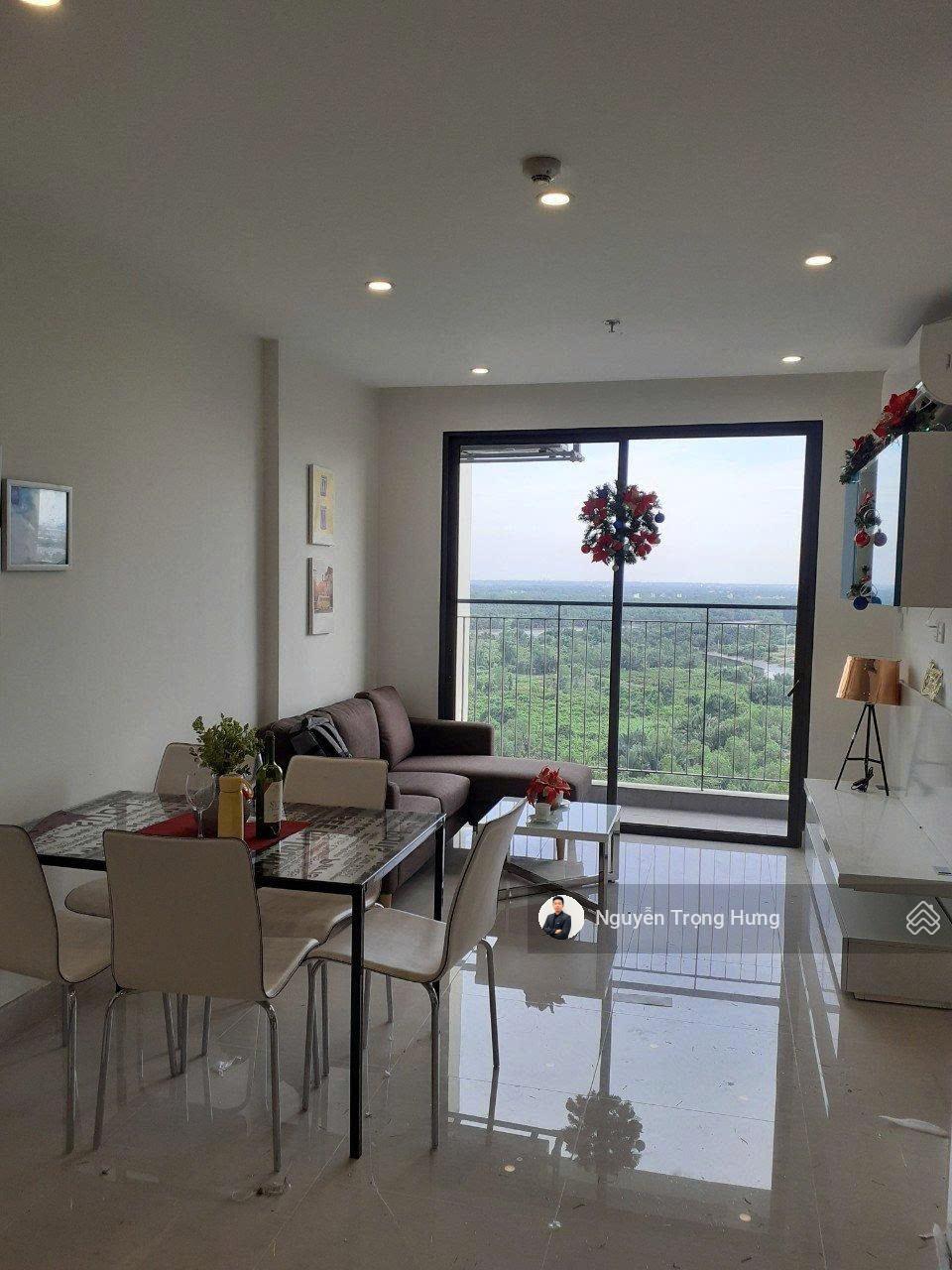 Bán nhanh căn hộ 3PN 2WC full nội thất, hướng Đông Nam mát mẻ tại Vinhomes Grand Park