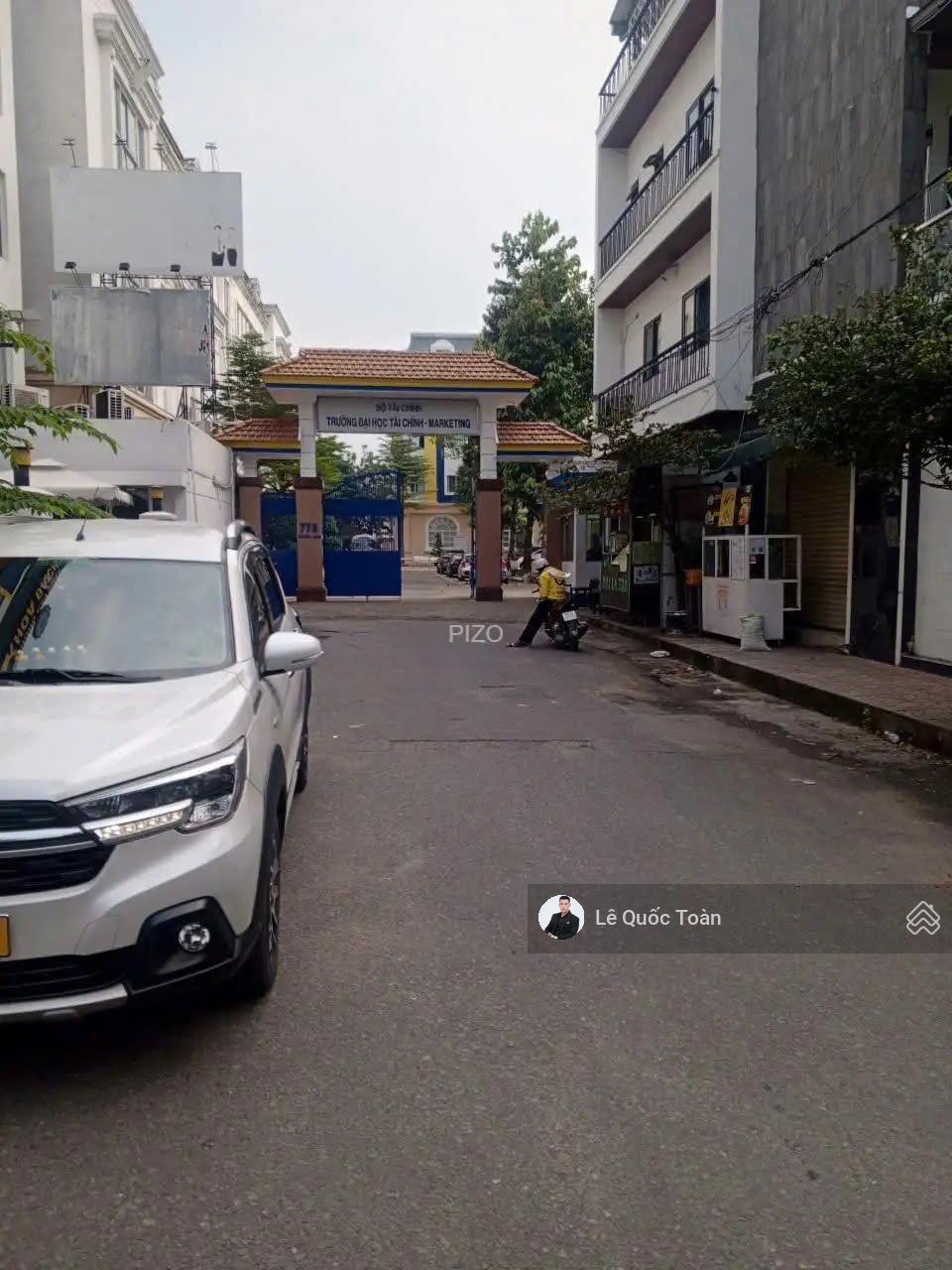 Định cư - Rất gấp! Xe hơi tận nhà Nguyễn Kiệm, PN. DT 4x11m, 4 tầng (6PN) HDT 20tr/th chỉ 9,5 tỷ TL Định cư - Rất gấp! Xe hơi tận nhà Nguyễn Kiệm, PN. DT 4x11m, 4 tầng (6PN) HDT 20tr/th chỉ 9,5 tỷ TL