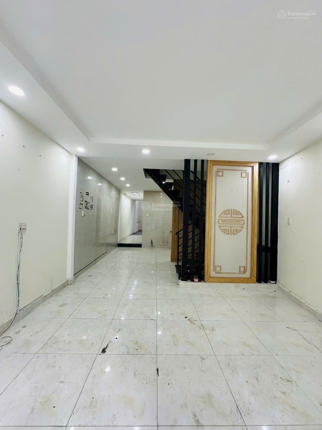 Bán gấp trước tết 86m2 chỉ 6tỷ850. Gần CV Làng hoa, chợ đêm Hạnh Thông Tây, đường 19, P8, Gò Vấp