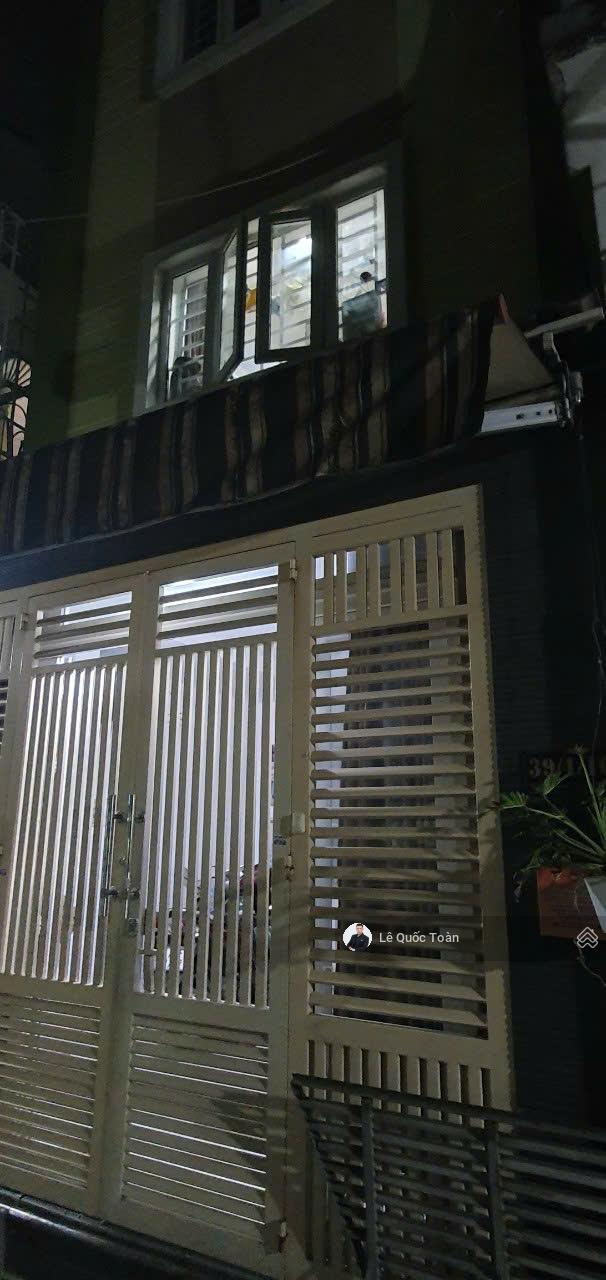 SIÊU VỊ TRÍ! Chỉ 10 tỷ sở hữu ngay nhà 5 tầng, góc 2 mặt, DT 4x13m - 54,1m2 Huỳnh Văn Bánh, p17, PN