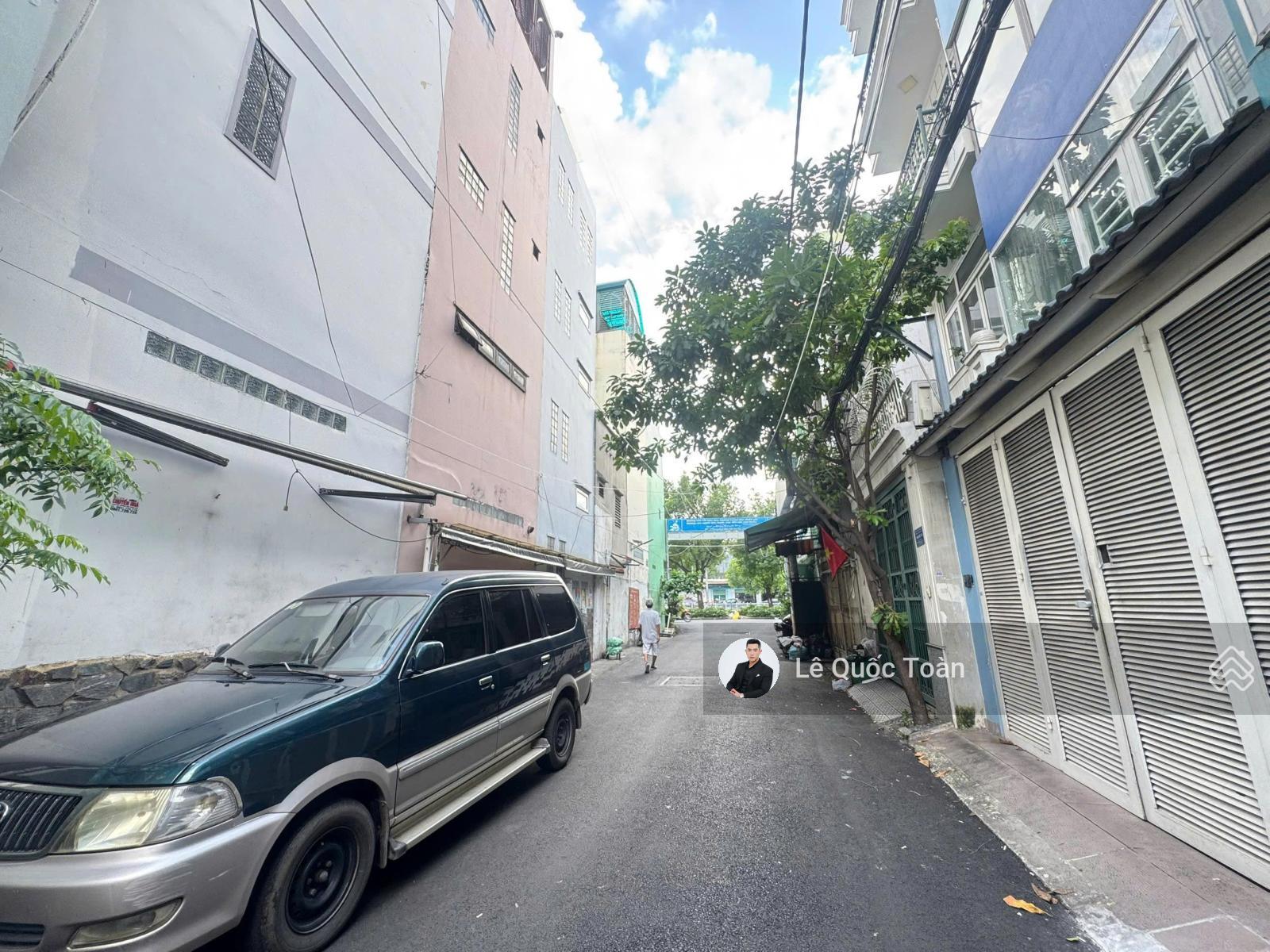 Khu sang! Hẻm 2 oto né nhau Huỳnh Văn Bánh, PN. DT 4.5x18m, 3 tầng cũ tiện xây mới chỉ 15,2 tỷ TL