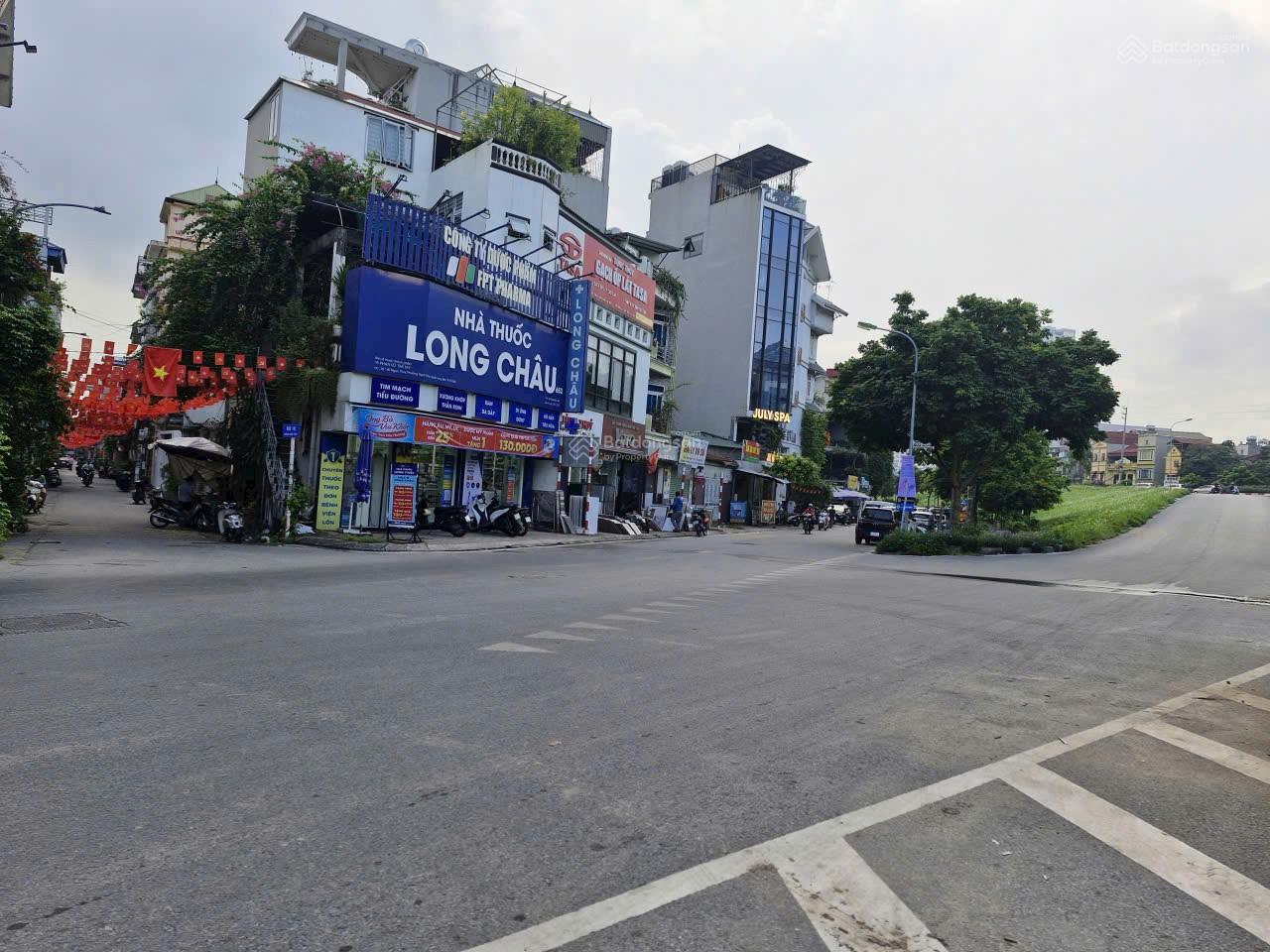 Bán đất Ngọc Thụy, Bồ Đề, Long Biên, 130m2, MT 6.5m, giá 23.5 tỷ, phân lô, ô tô nhà vườn đẹp xinh