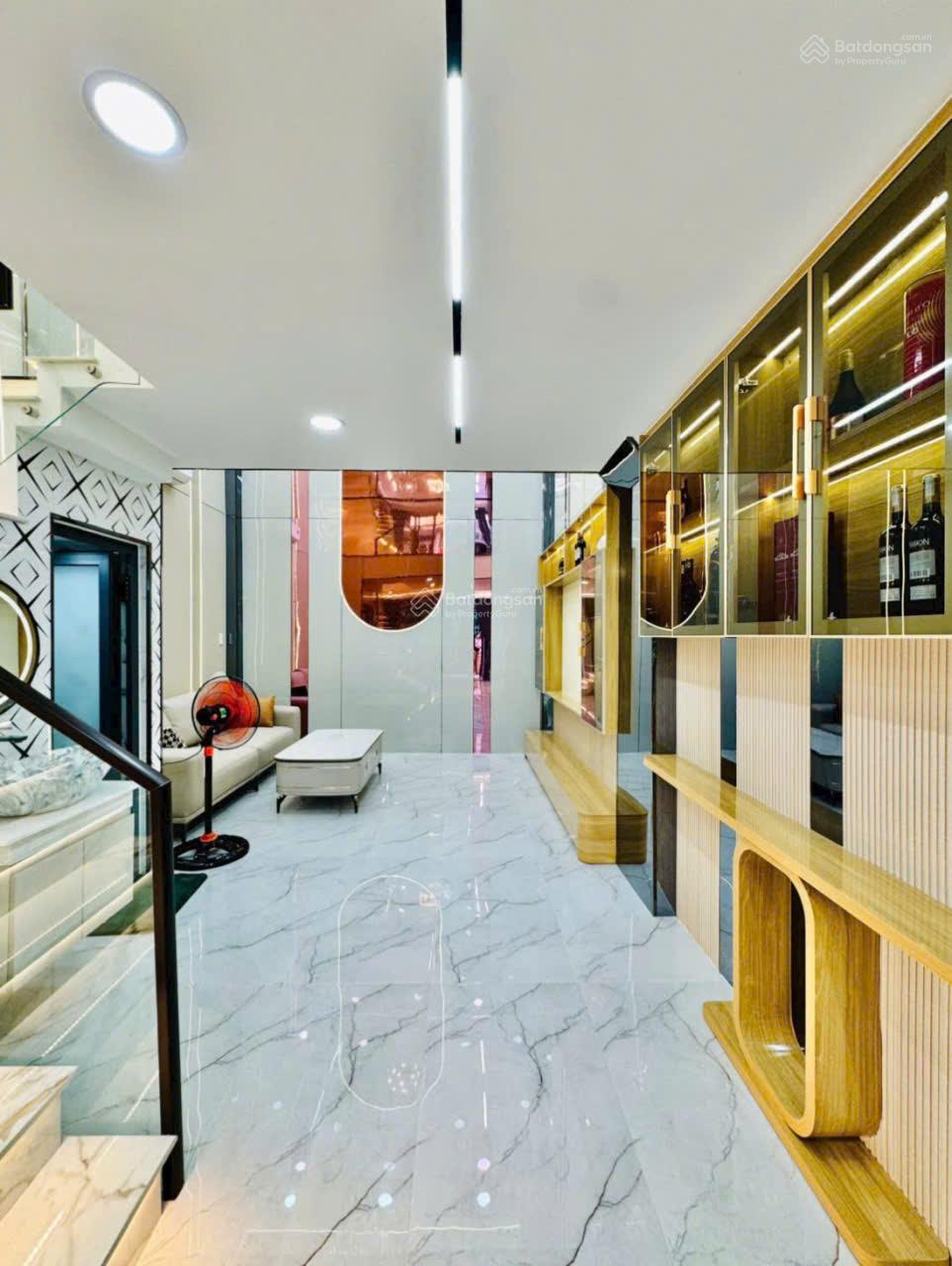 Siêu Phẩm______Nhà Mới Xây_Bùi Quang Là, Phường 12.____4m X 12m 3 Lầu,3 phòng ngủ, 3wc: 6,4 Tỷ Siêu Phẩm______Nhà Mới Xây_Bùi Quang Là, Phường 12.____4m X 12m 3 Lầu,3 phòng ngủ, 3wc: 6,4 Tỷ