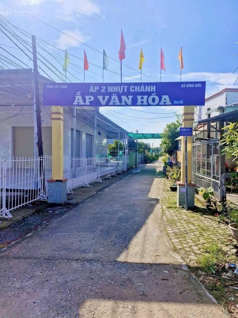 Chiính Chủ gửi bán căn Nhà Cấp 4 Mới Xây xong
Tại Ấp 2, xã Nhựt Chánh, Bến Lức,