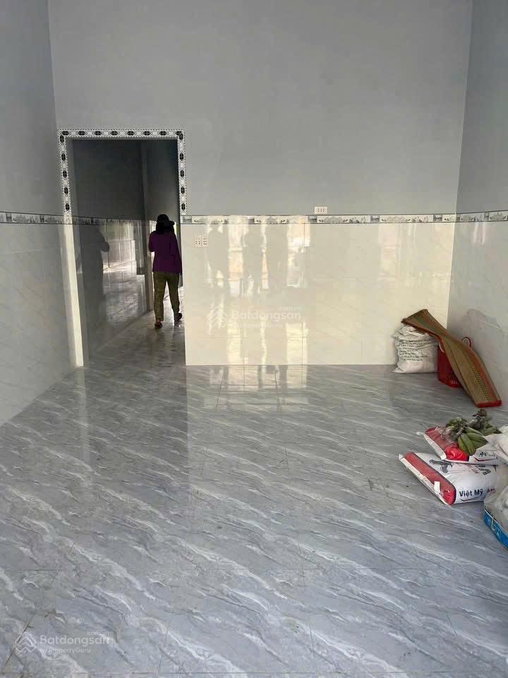 Chiính Chủ gửi bán căn Nhà Cấp 4 Mới Xây xong
Tại Ấp 2, xã Nhựt Chánh, Bến Lức,