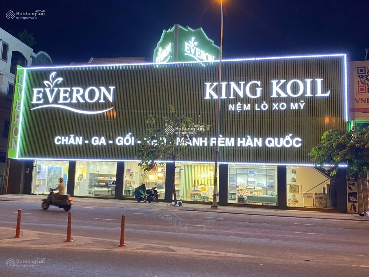 Quỹ đất đầu tư! CTXD: 3 hầm 18 tầng - Mặt tiền Cộng Hòa Tân Bình, 26x30m CN: ~1.060m2 - Giá 186 tỷ