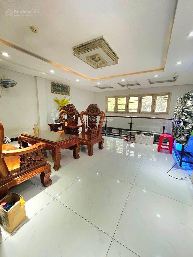 SIÊU PHẨM ( 5.8m x 19m) Ngay Gần Khu Bàu Cát Tân Bình - Đường trước nhà 12 mét