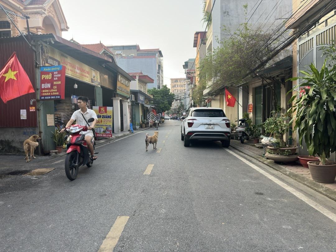 Bán Đất bồ đề chính chủ vài bước chân ra Hồ, view Hồ