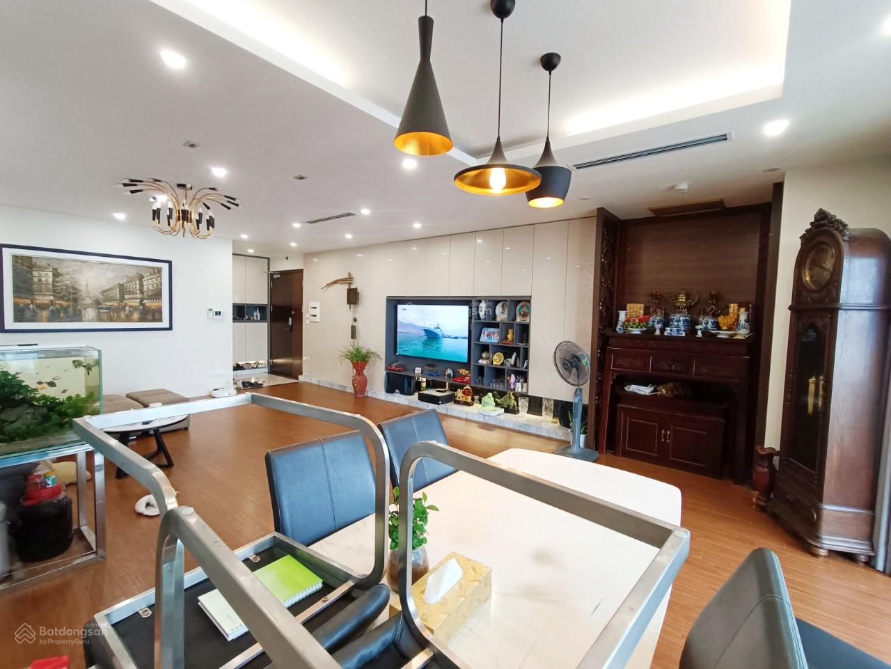 [GÍA TỐT NHẤT] Cho thuê căn 3 ngủ, tầng đẹp, đủ đồ, nhà thoáng giá 19tr/th tại Imperia garden