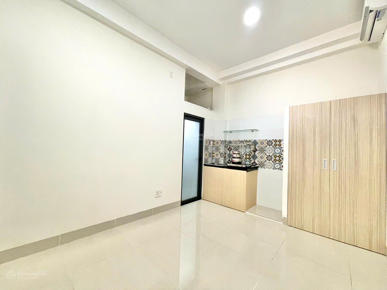 PHÒNG MỚI THOÁNG MÁT NGAY ÂU CƠ LẠC LONG QUÂN