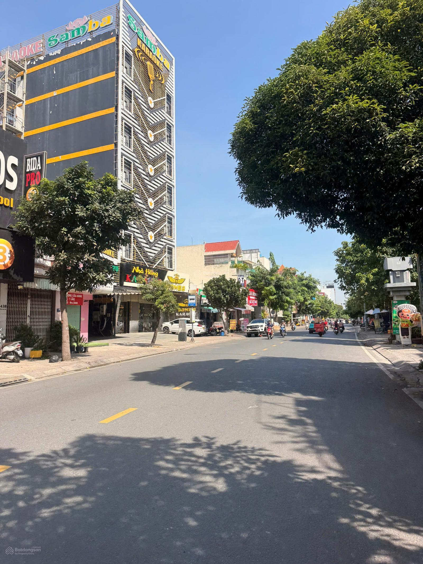 BÁN NHÀ TÂN PHÚ - HẺM XE HƠI - 4.1X20M2 - TÂN HƯƠNG - TIỆN XÂY MỚI