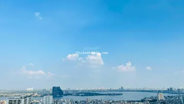Chính chủ cần cho thuê căn hộ cao cấp 2 ngủ 2 vệ sinh với 105m2 View trọn Hồ Tây rất đẹp