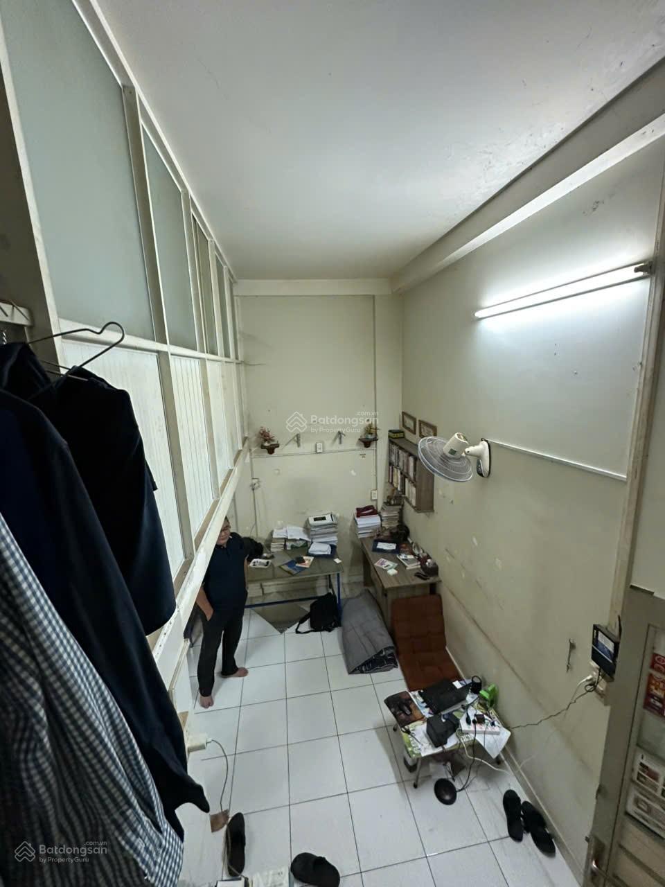 Nhà Becamex Định Hòa. Lầu 2 sổ hồng 100 triệu. Còn góp 20 năm 450 triệu. Toàn quốc mua được