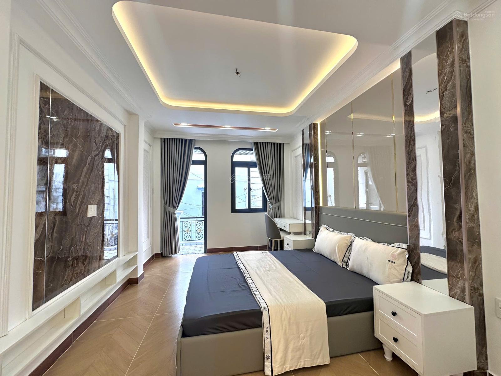 Siêu phẩm Phú Nhuận 50m2 - Phan Xích Long - P3 - Hẻm 3.5m - Nhà 5 tầng BTCT - Nở hậu - Chỉ 8.9 tỷ