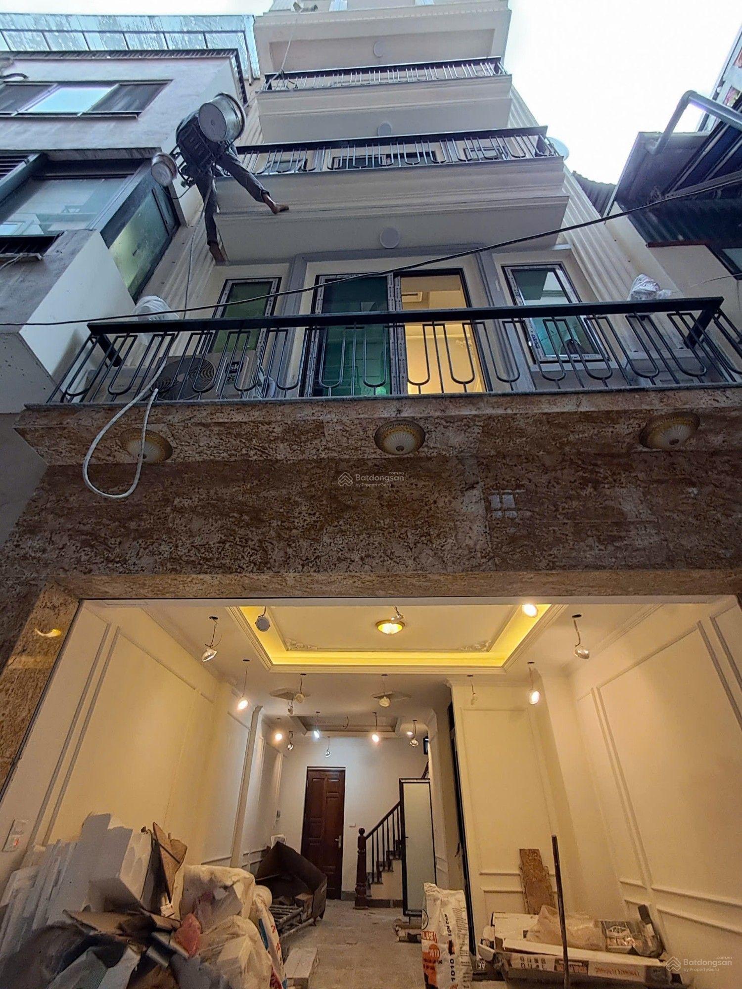 SIÊU PHẨM CẦU GIẤY -MẶT NGÕ RỘNG -NHÀ MỚI TOANH -6 TẦNG THANG MÁY-KINH DOANH -NHỈNH 22 TỶ