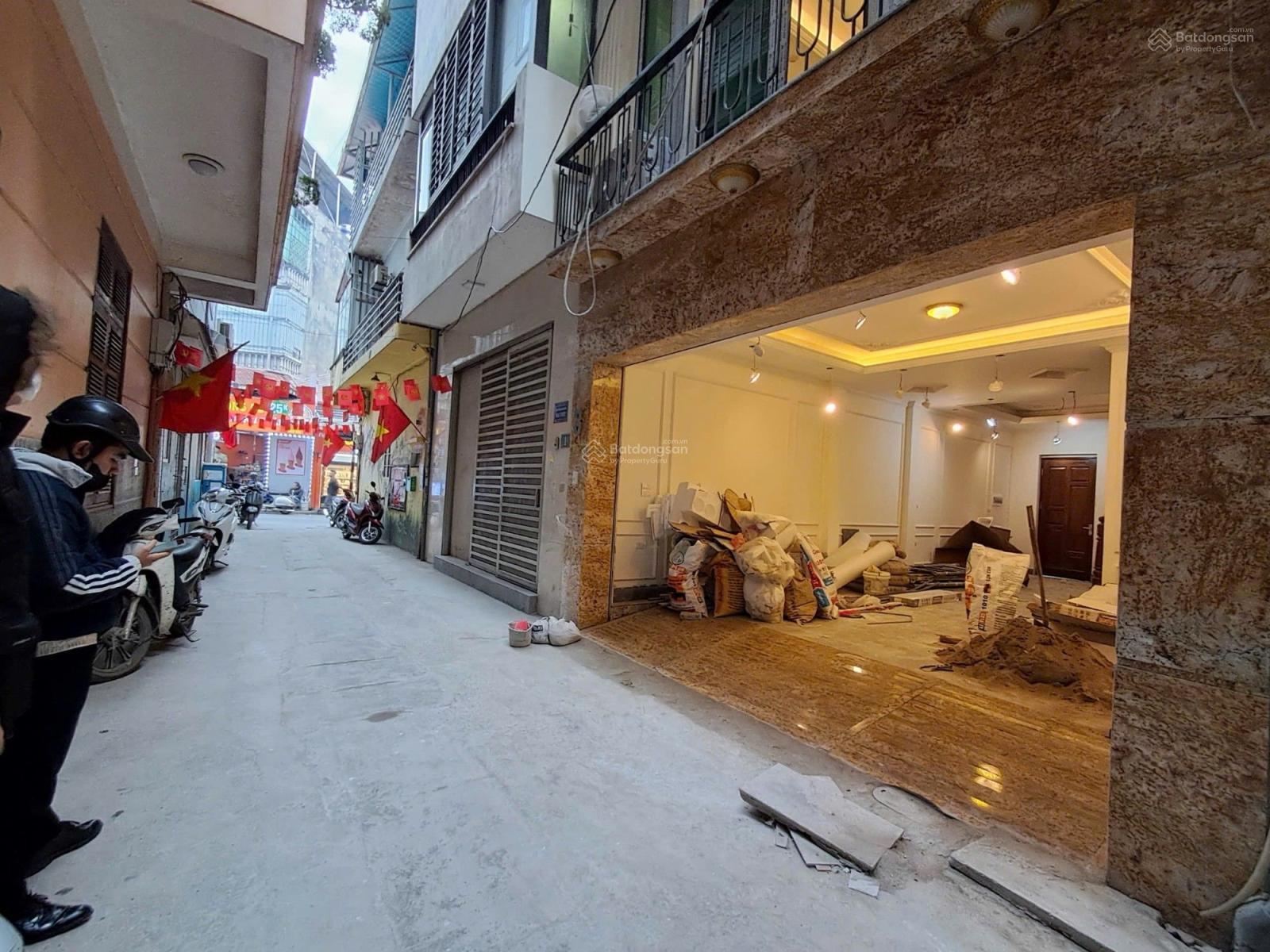 SIÊU PHẨM CẦU GIẤY -MẶT NGÕ RỘNG -NHÀ MỚI TOANH -6 TẦNG THANG MÁY-KINH DOANH -NHỈNH 22 TỶ