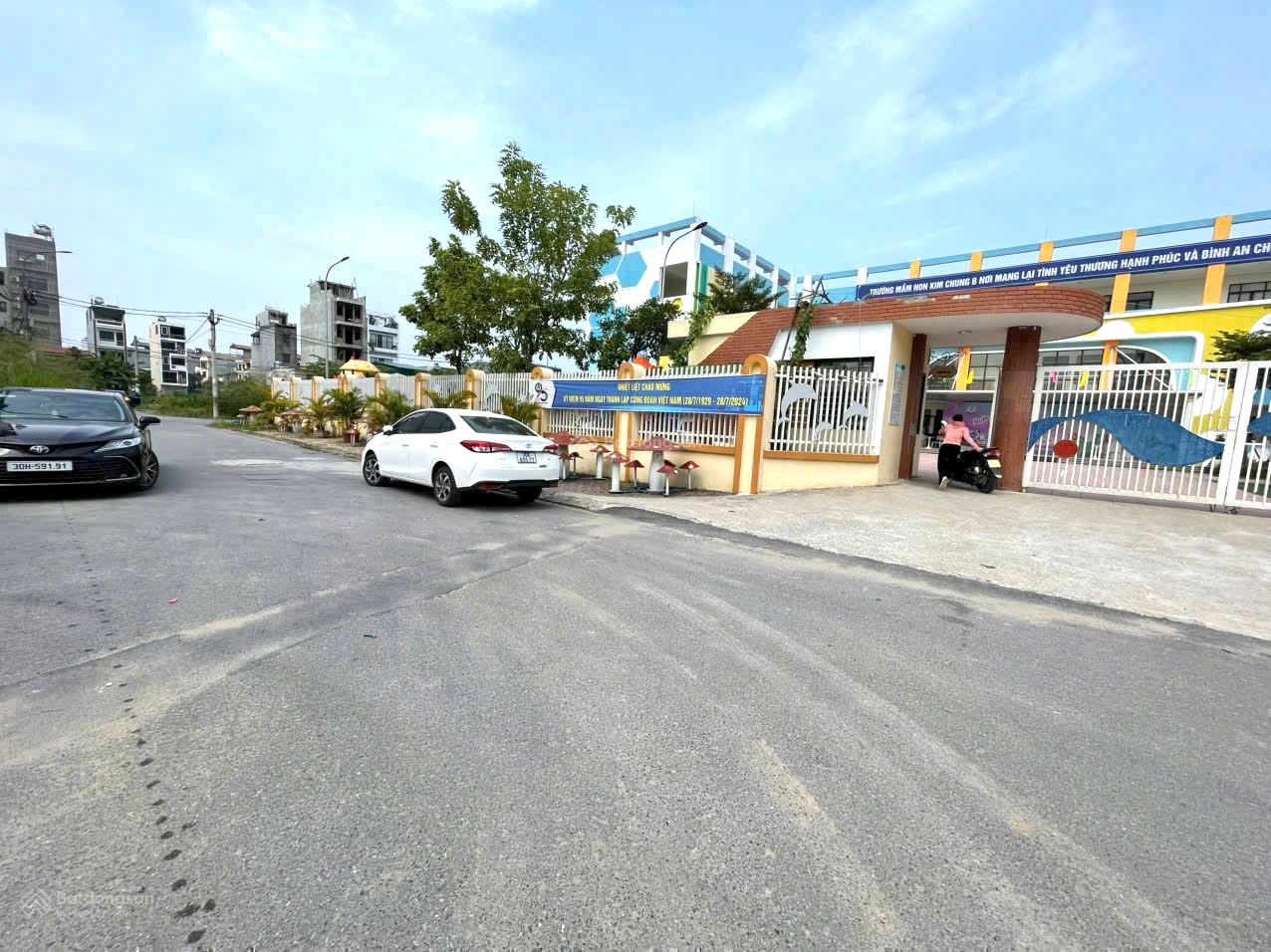 Bán đất - Lai Xá - Nhổn - cạnh vành đai 3.5 - 75m2 - MT 5m - vỉa hè KD - giá rẻ đầu tư